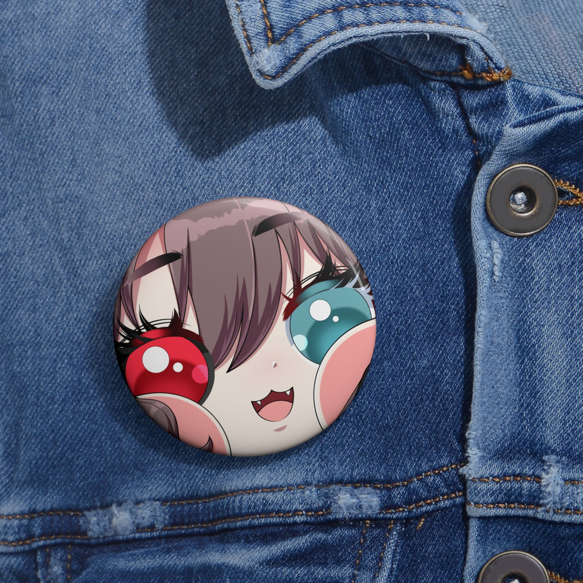 RockLoLove "Cheek Squish" Pin Button