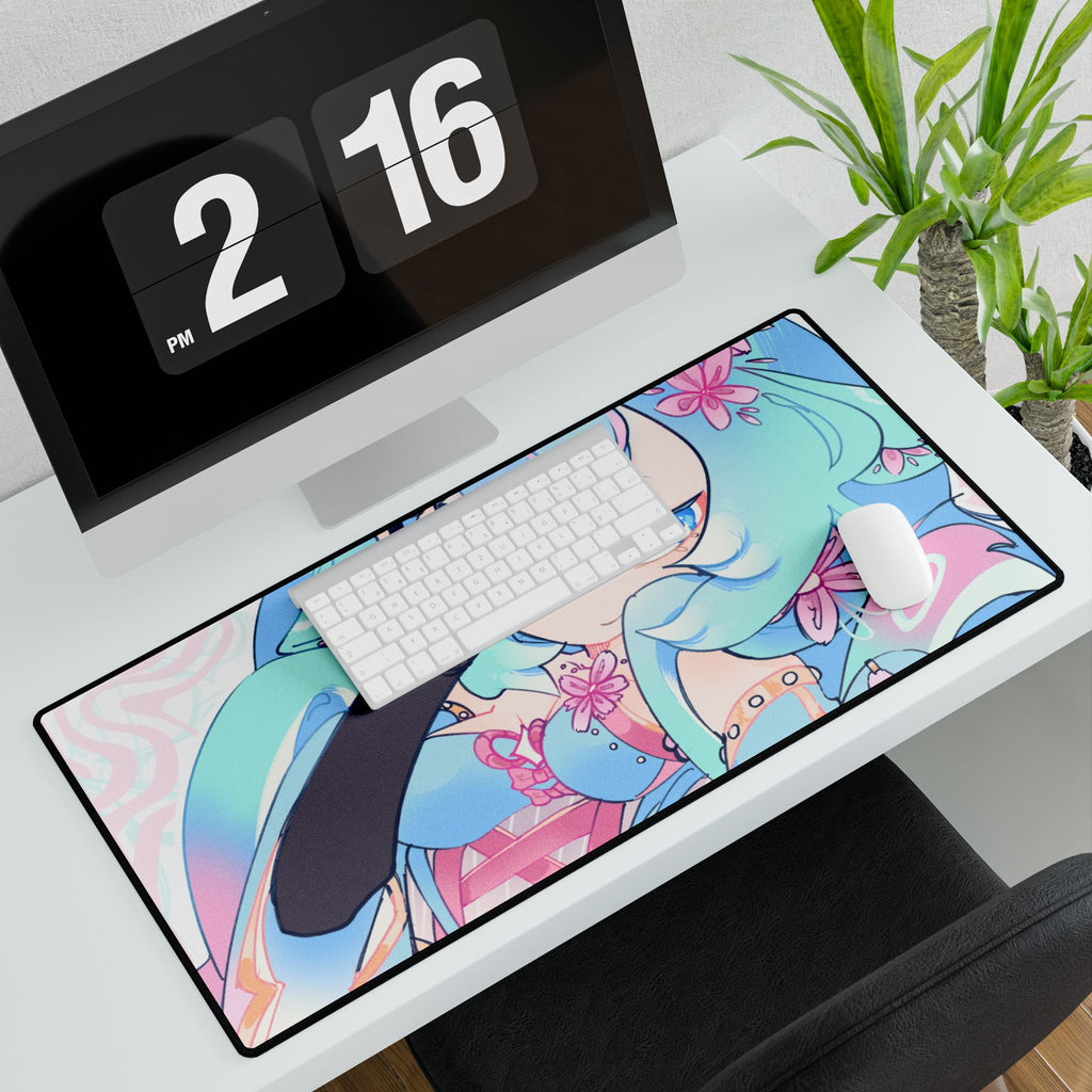 Eggie Weggie "Hairtuck" XL Plus Deskmat