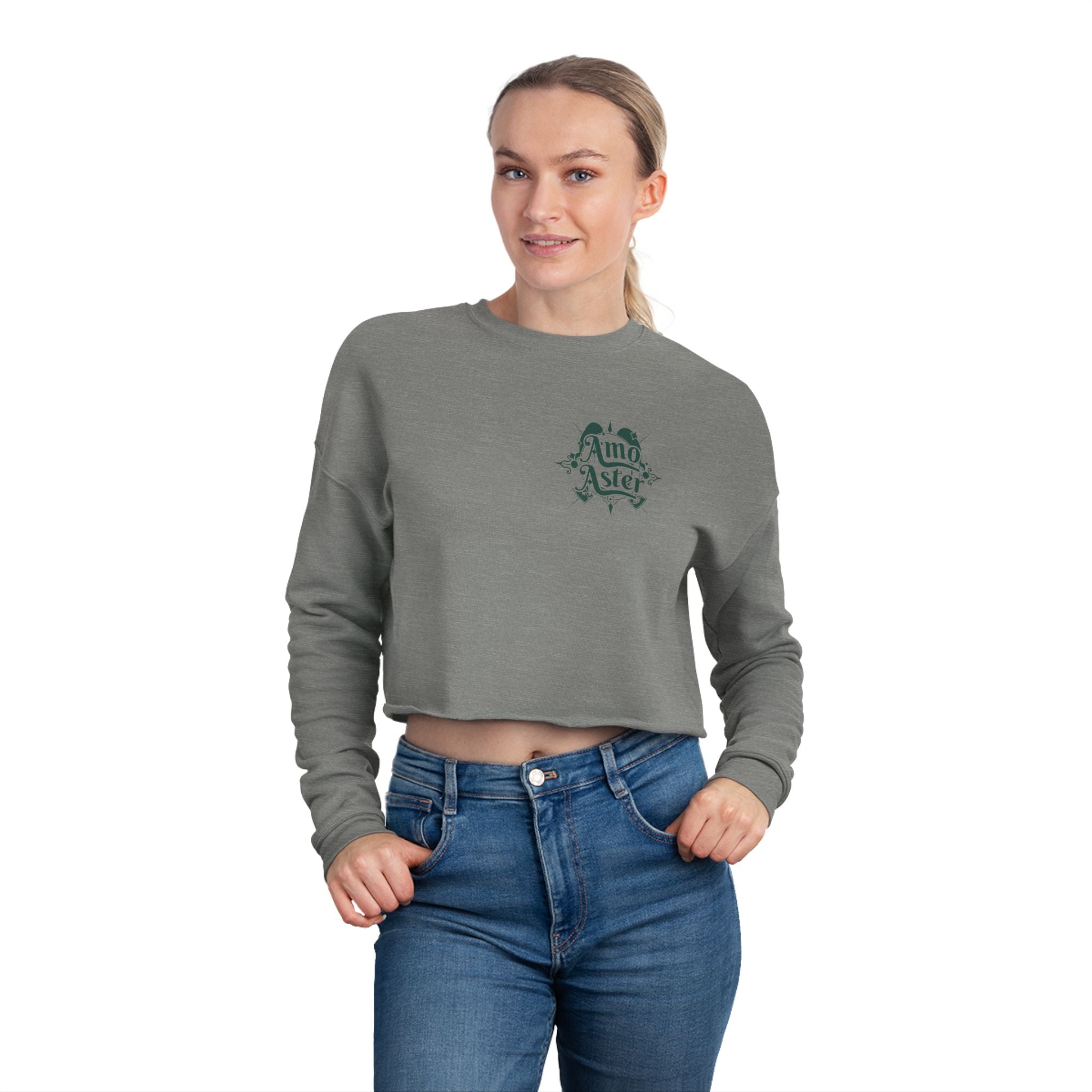 Amo Cropped Sweater
