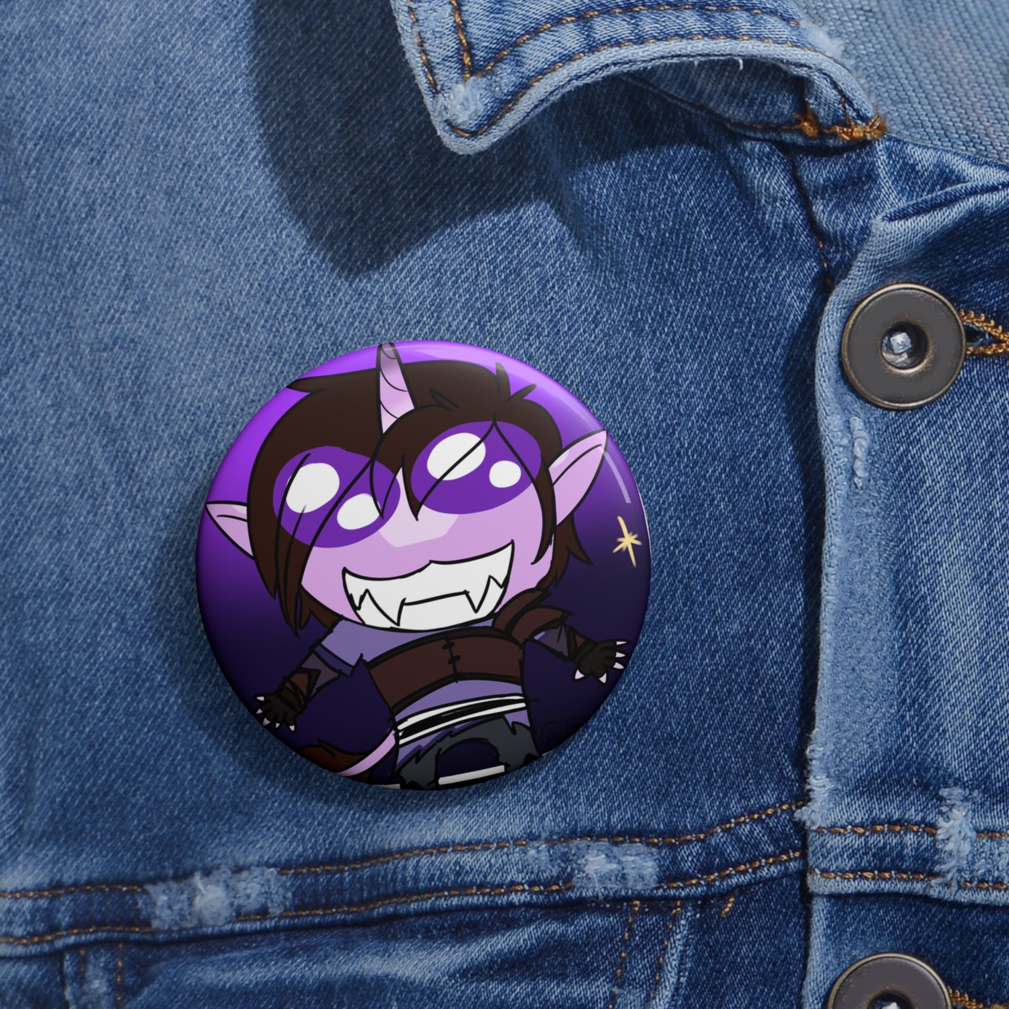 QuintyImara "Twinkle" Button Pin