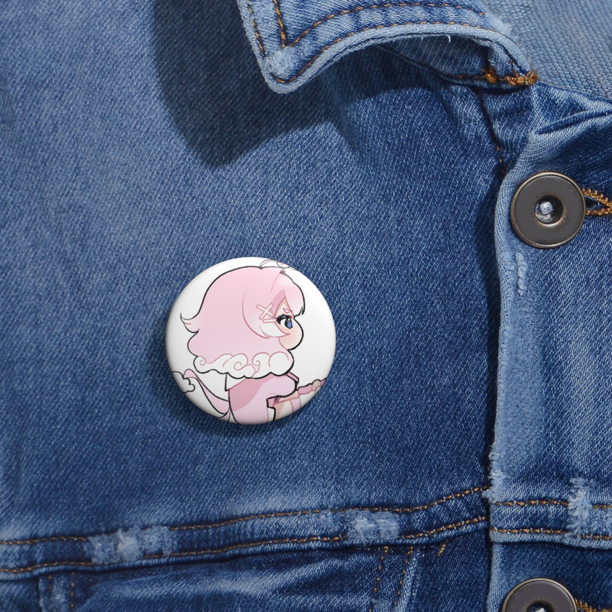 NyoomiePiyu Hmph Button Pin
